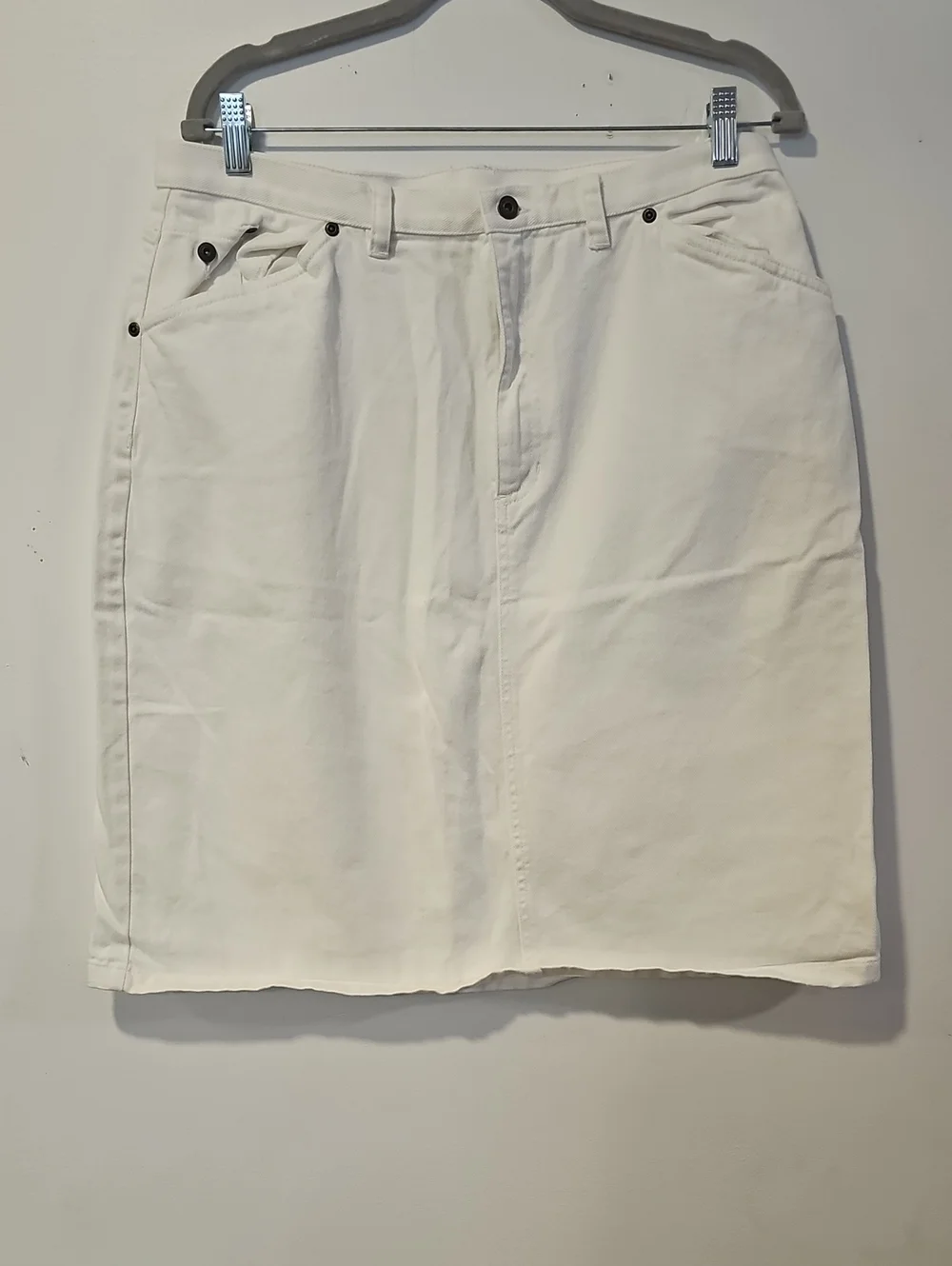 Liz Claiborne White Pencil Skirt